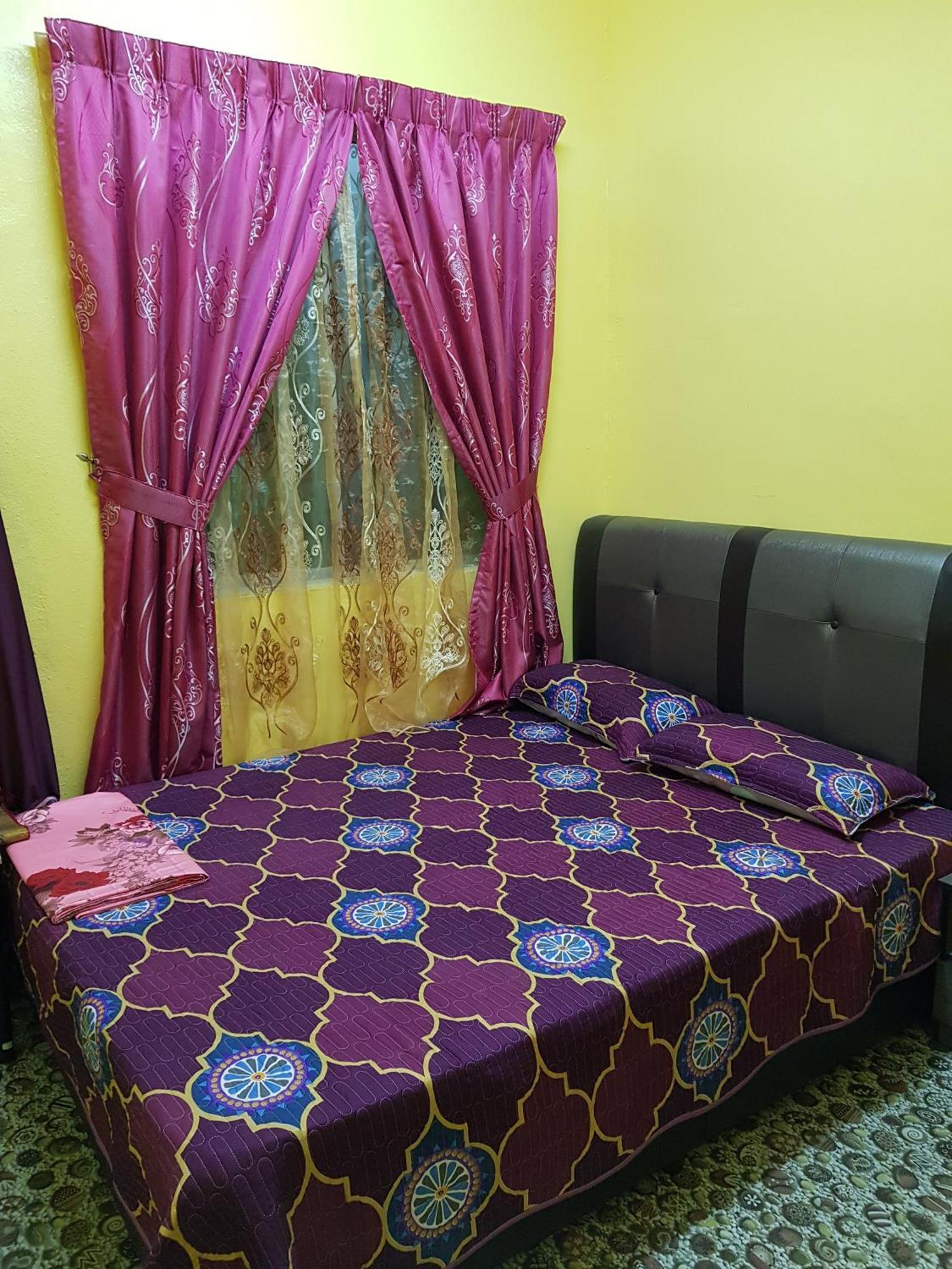 קואנטאן Homestay Che Kiah מראה חיצוני תמונה